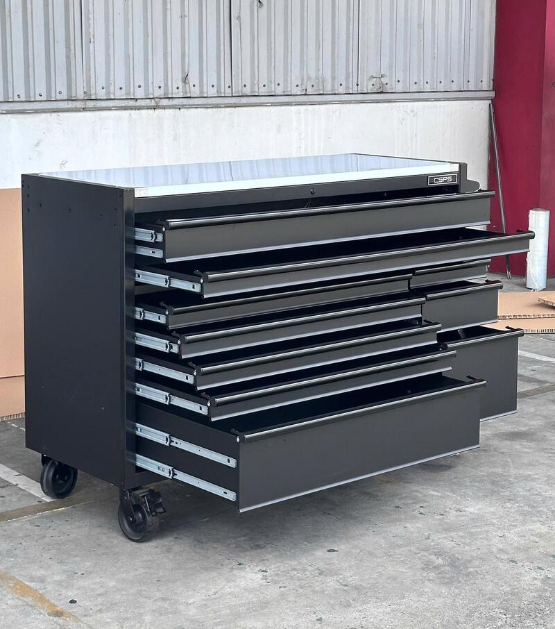 Vì Sao Tủ Dụng Cụ CSPS 10 Hộc Kéo Mặt Inox Là Lựa Chọn Đáng Cân Nhắc?